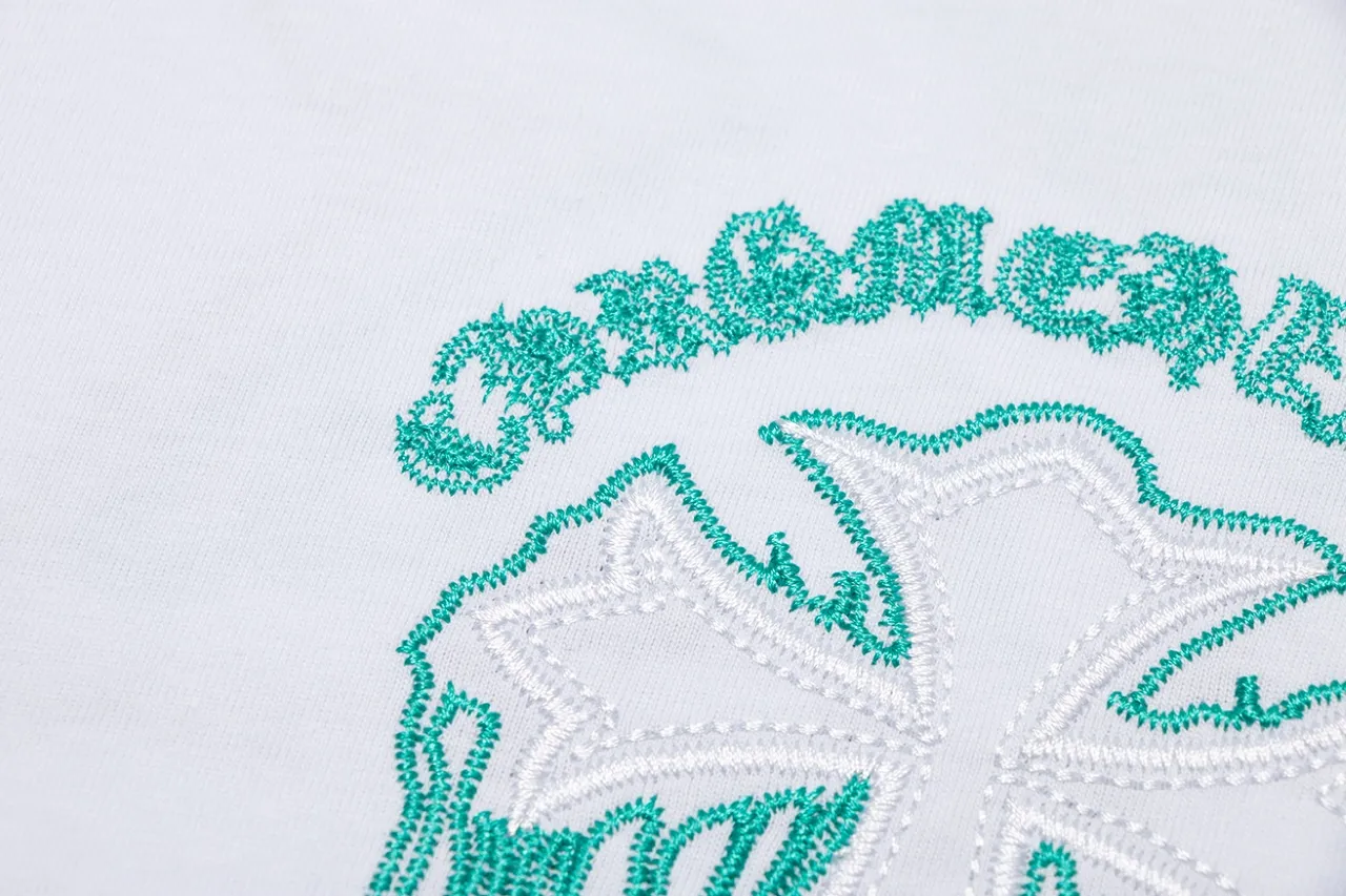 P150 Chrome Hearts Chrome Hearts Sanskrit Cross Embroidery Short Sleeve Size: SMLXL Color: Black White